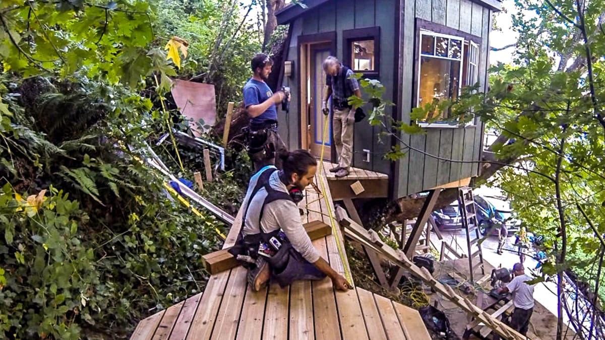 Treehouse Masters Meditating Maple What To Know About Treehouse Point,