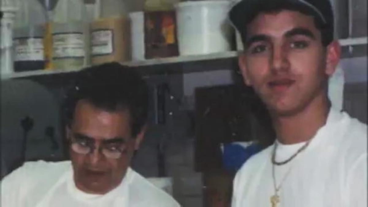 Buddy Remembers His Dad Cake Boss TLC