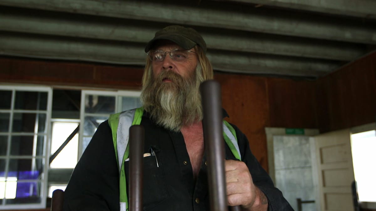 Dredge 4 Tour with Tony Beets Gold Rush Discovery