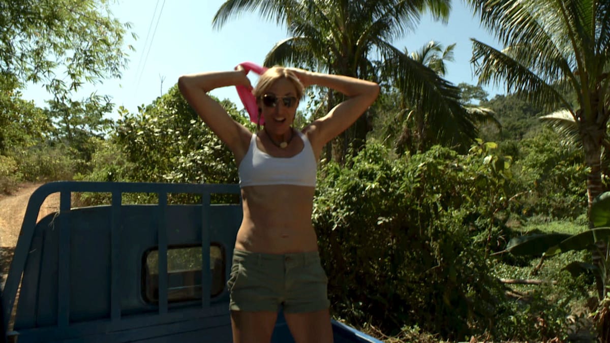 So Much For Clothes - Naked And Afraid  Discovery-6079