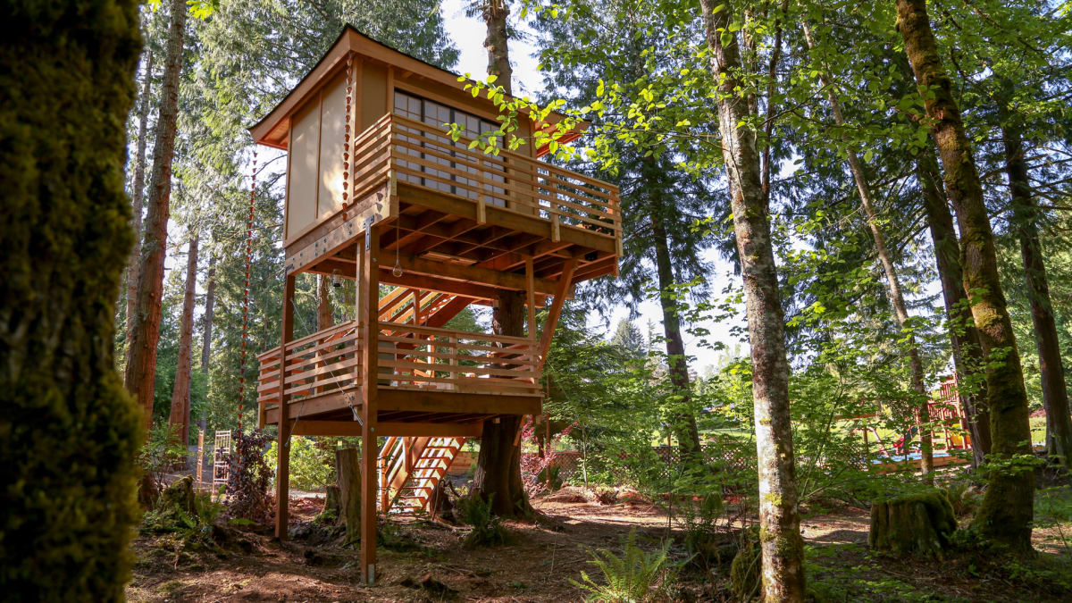 Towering Treetop Teahouse | Treehouse Masters