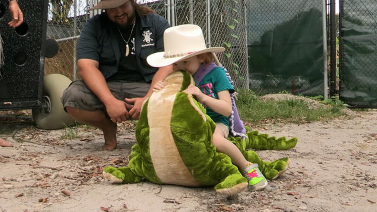 The Cutest Alligator Catch Ever Gator Boys Animal