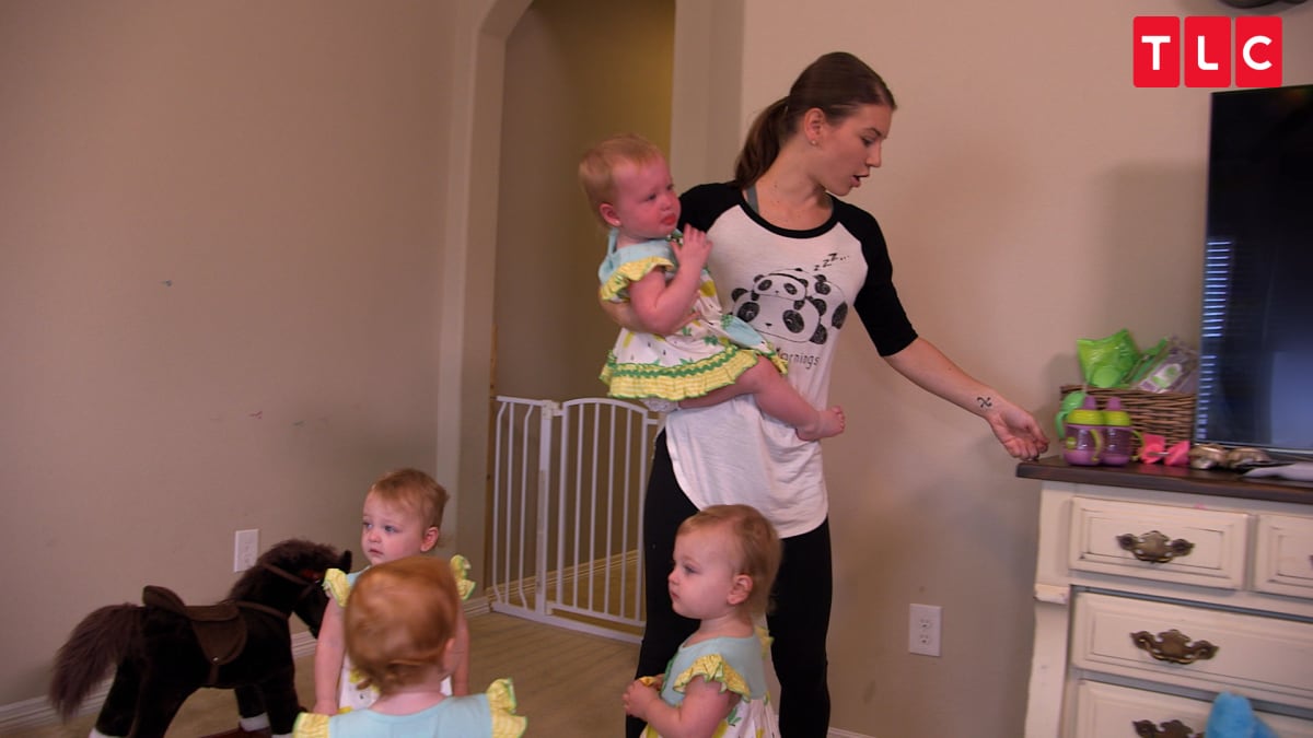 Sneak Peek at New Season of OutDaughtered OutDaughtered TLC