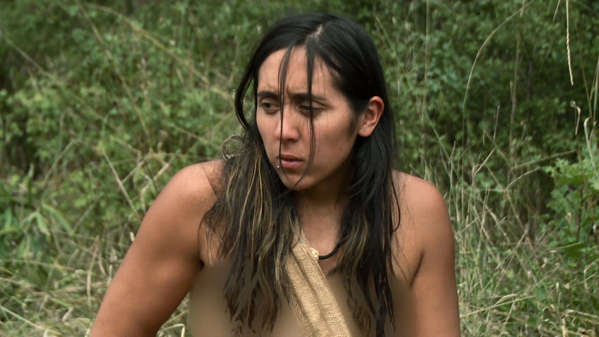 Woman Makes Fire Naked And Afraid Discovery 6332