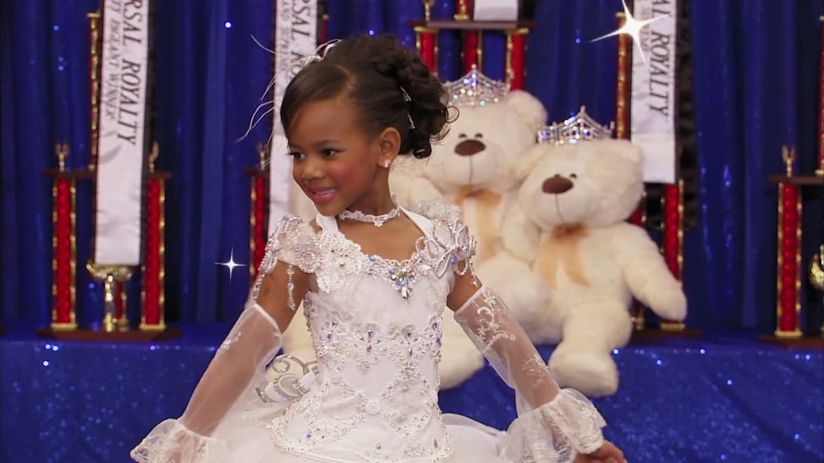 Universal Royalty Christmas Toddlers & Tiaras