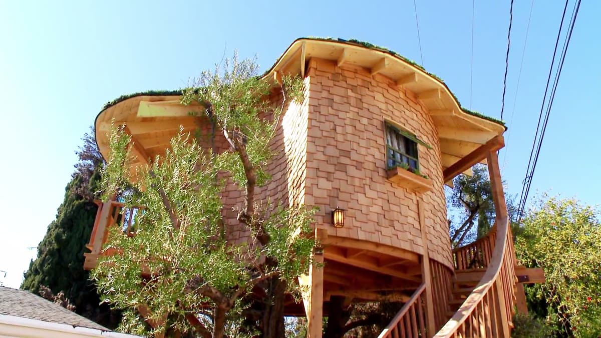 Luck o' the Irish Cottage | Treehouse Masters