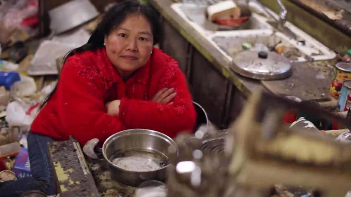 Full of Rats Hoarding Buried Alive on TLC