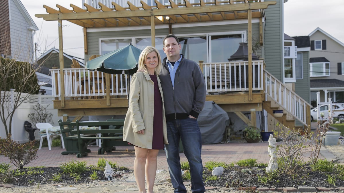 Waterfront Home on Long Island Beach Hunters