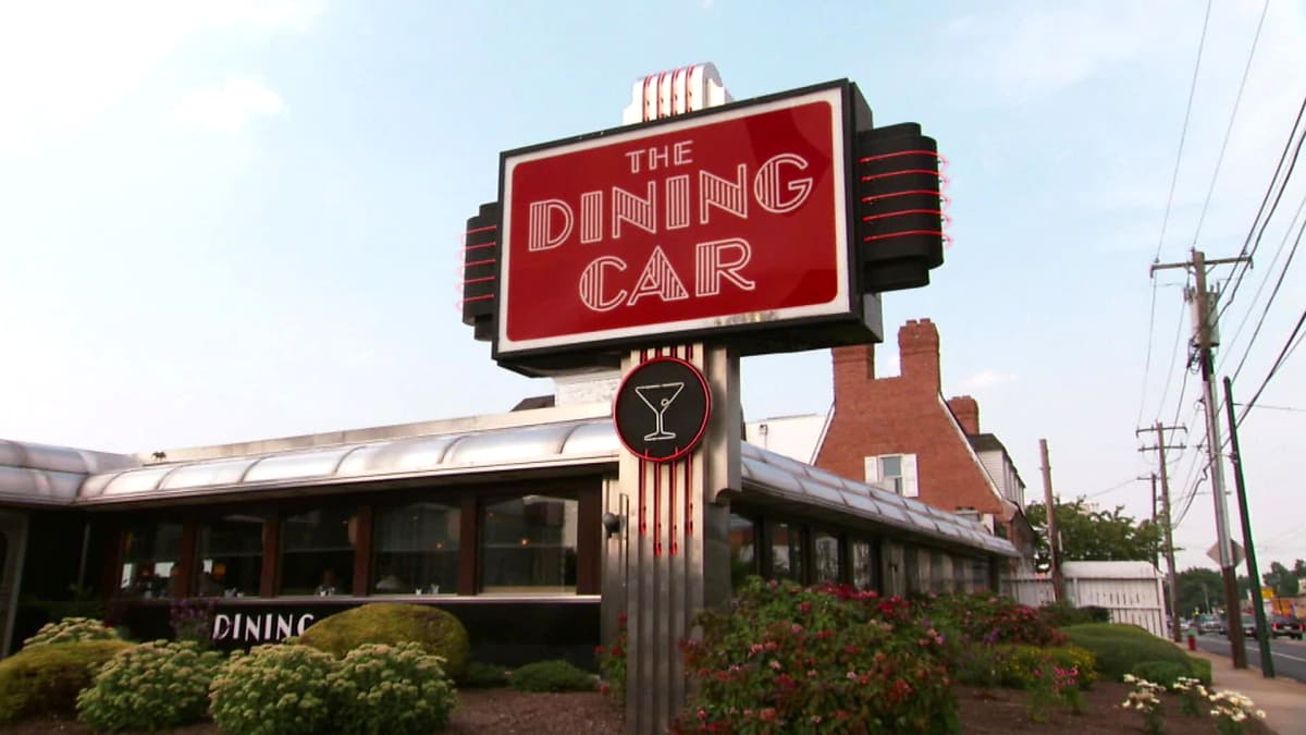 Open 24/7 | Diners, Drive-Ins, and Dives