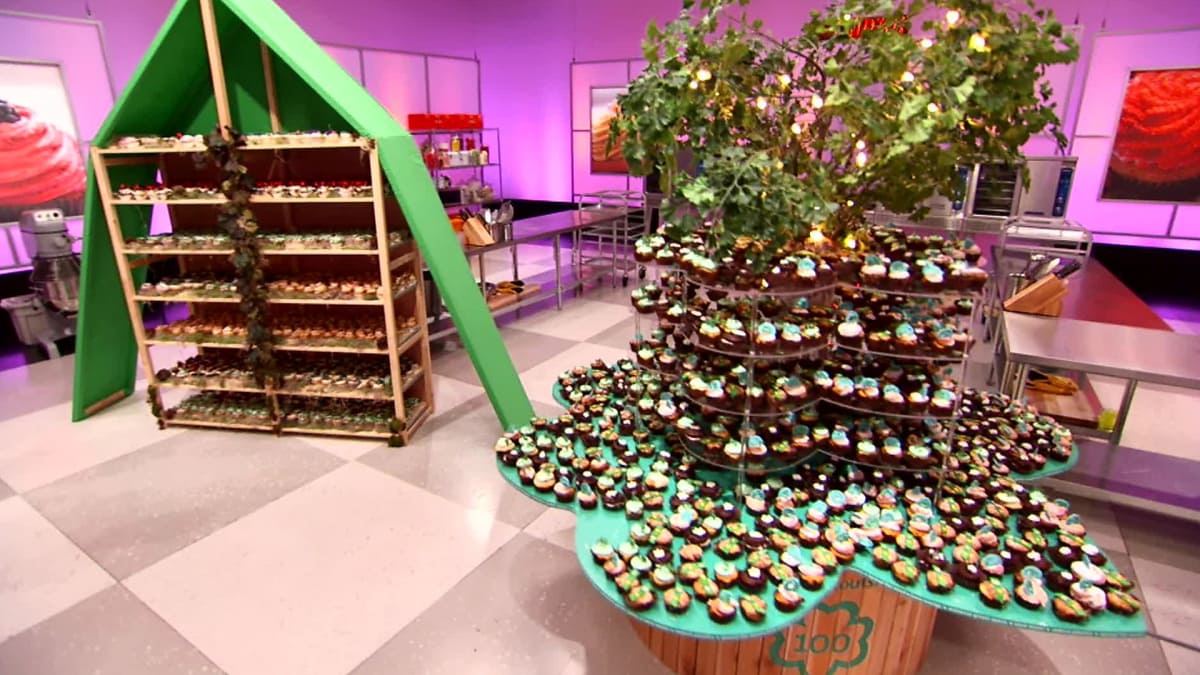 Girl Scouts 100th Birthday Cupcake Wars