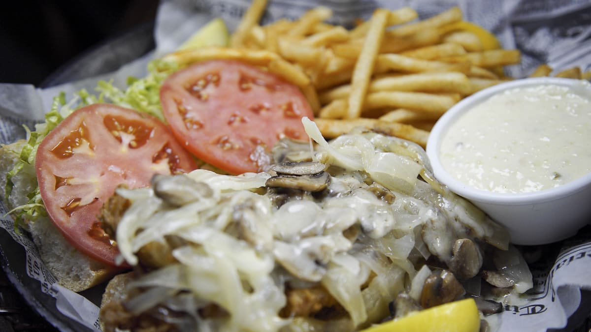 Key West | Bizarre Foods: Delicious Destinations