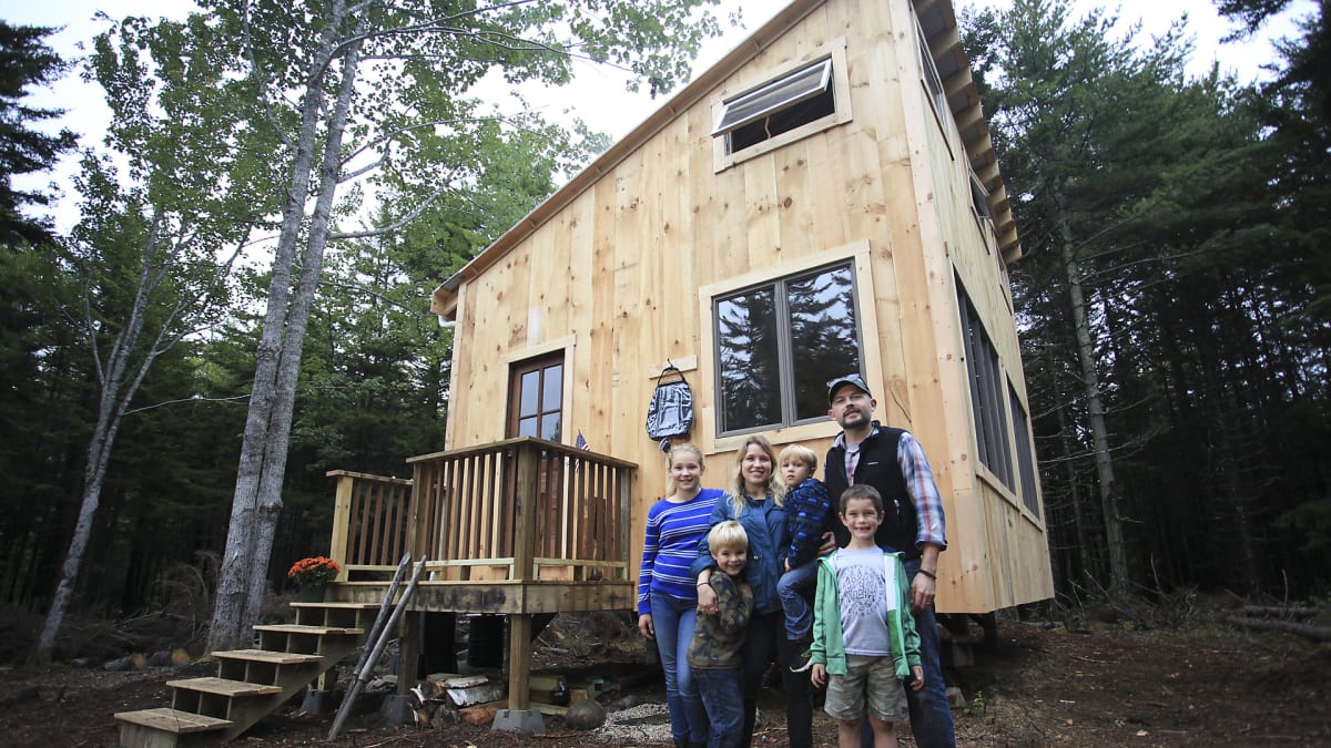 Coastal Maine Building Off the Grid on Discovery