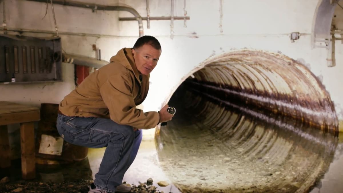 Secrets of the Doomsday Caves Mysteries of the Abandoned