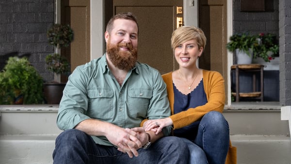 Home Town Watch Full Episodes & More! - HGTV