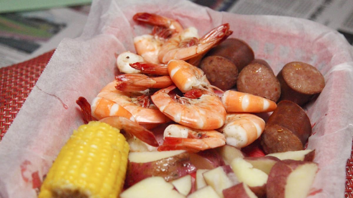 Savannah Bizarre Foods Delicious Destinations on Food