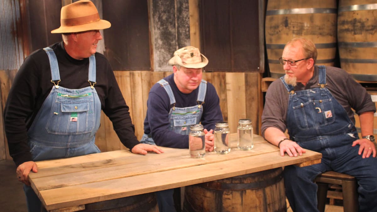 Mark vs. Digger vs. Tim Moonshiners Master Distiller