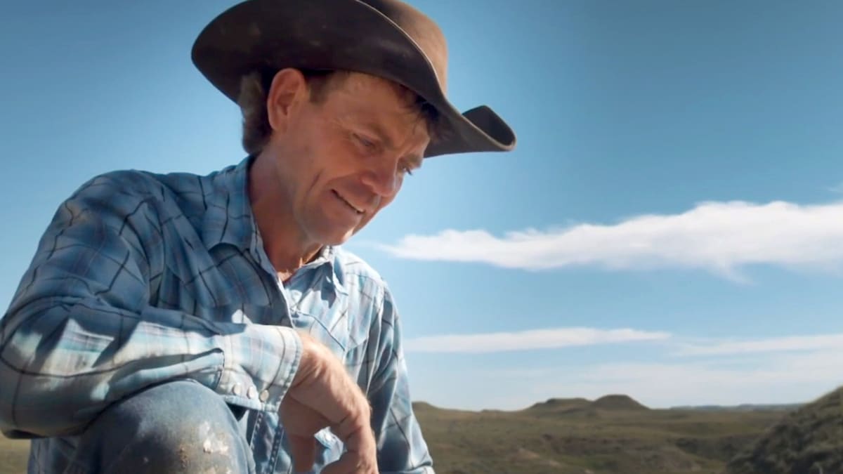 dino hunters on discovery channel