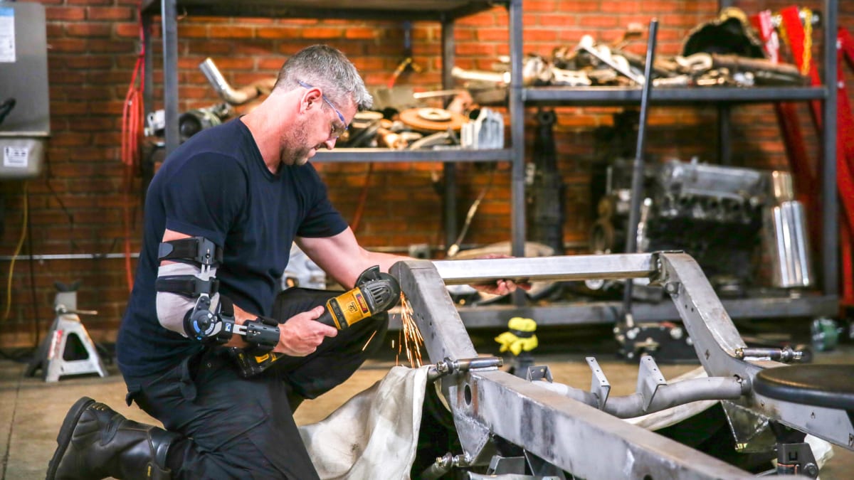 Ant Anstead Master Mechanic Stream