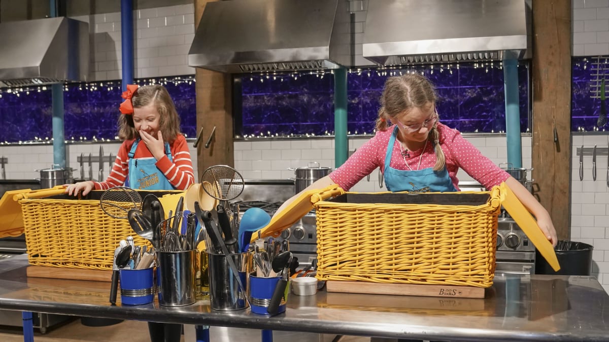 Holiday Gift Baskets | Chopped Junior